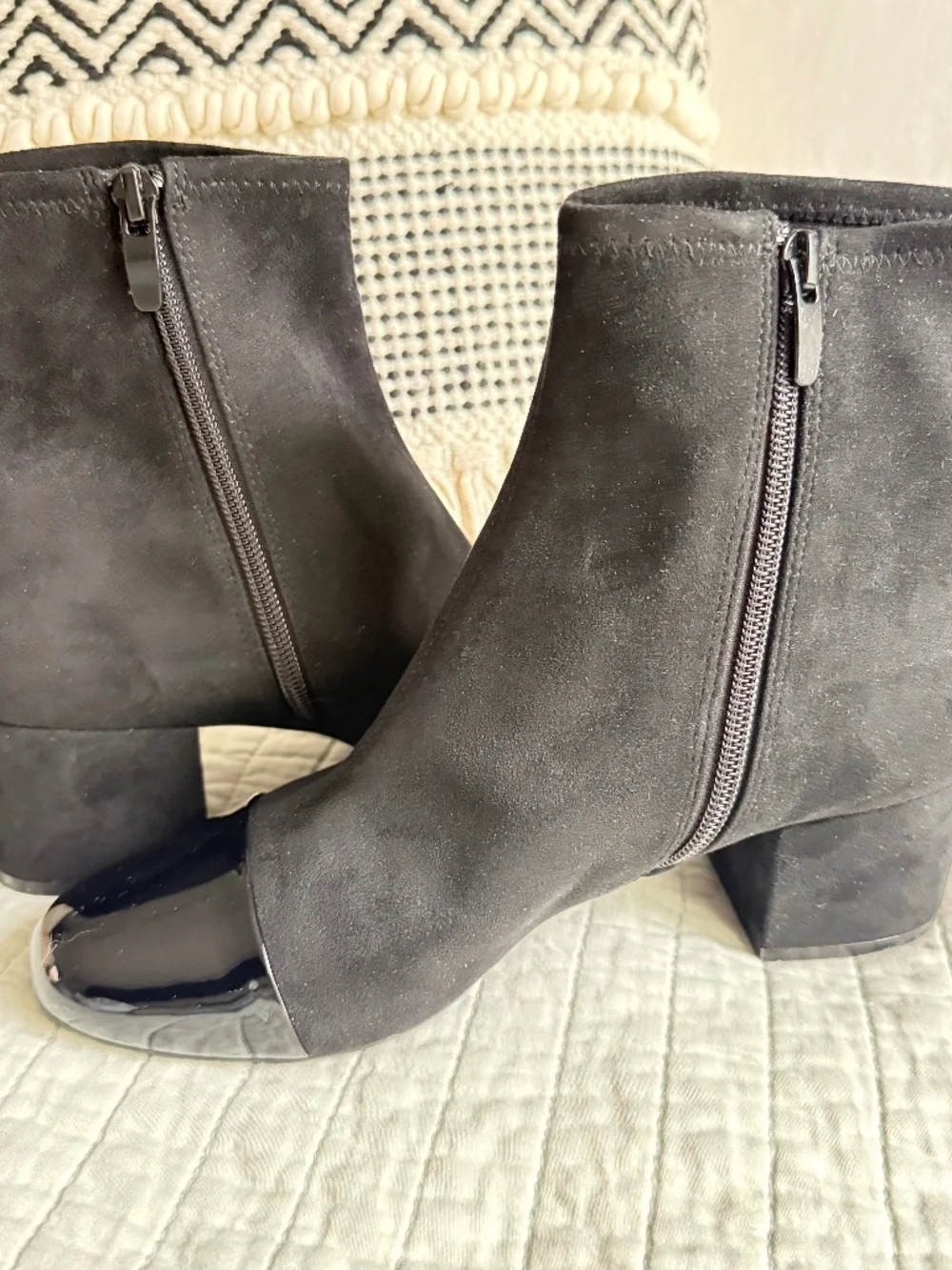 New Linea Paolo Stella Cap Toe Bootie Black Women's Size 8